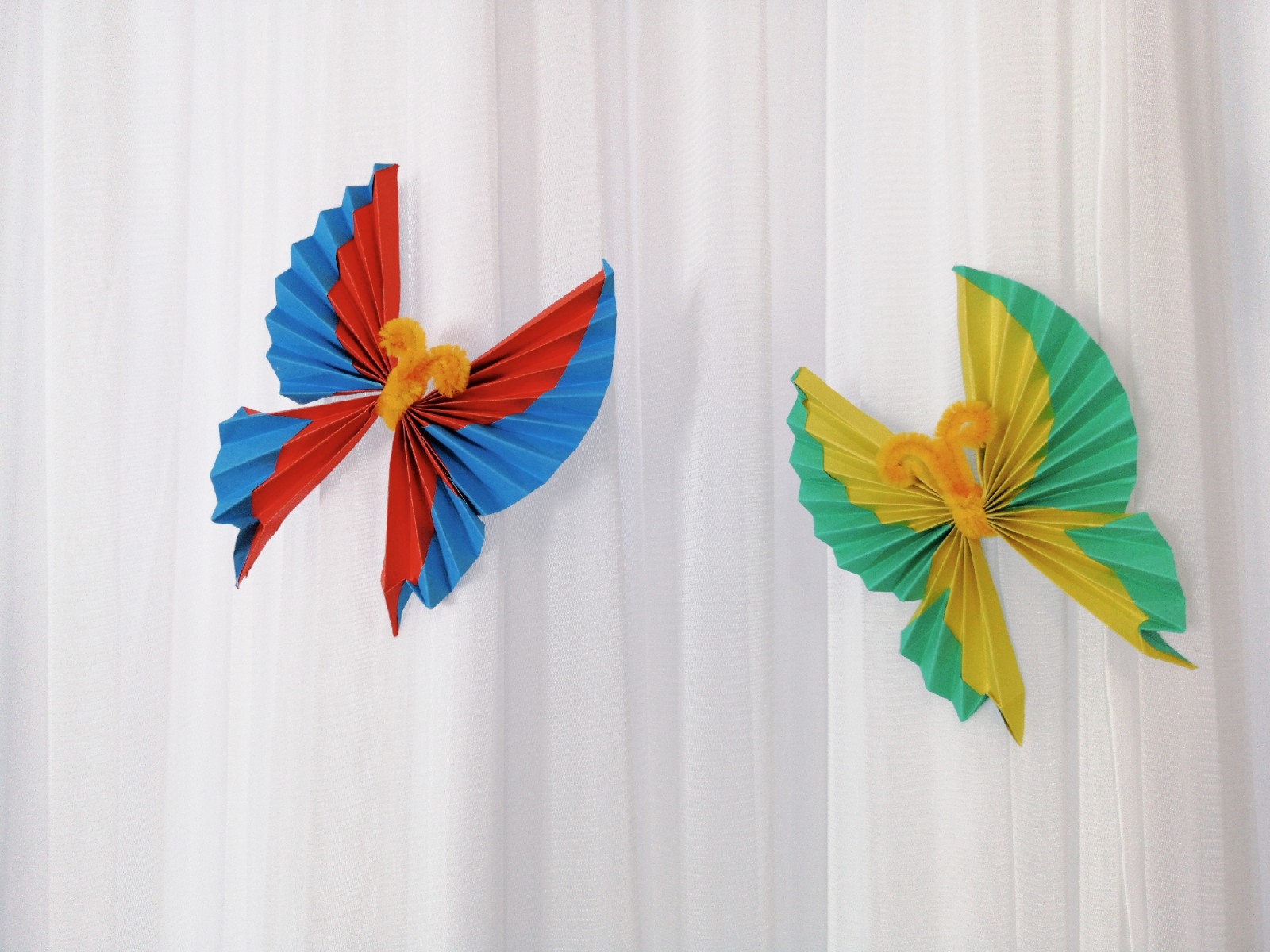 好看的五彩折纸蝴蝶,当作装饰超好看