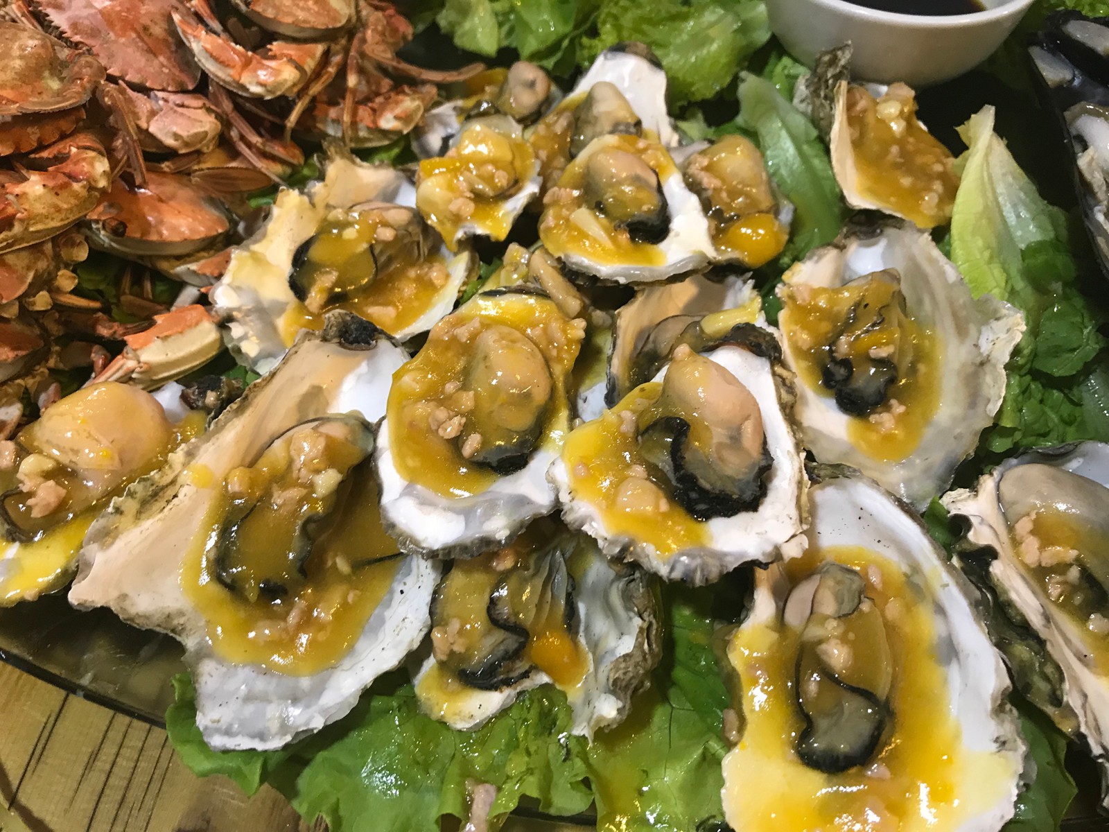 一桌海鲜2000块吃的值不值?