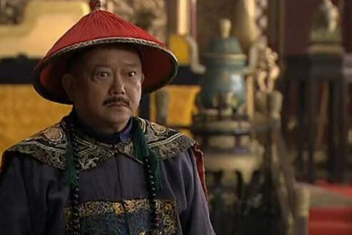 和坤最终虽被赐死,但皇帝却没诛灭九族,原因就在他的儿媳妇身上