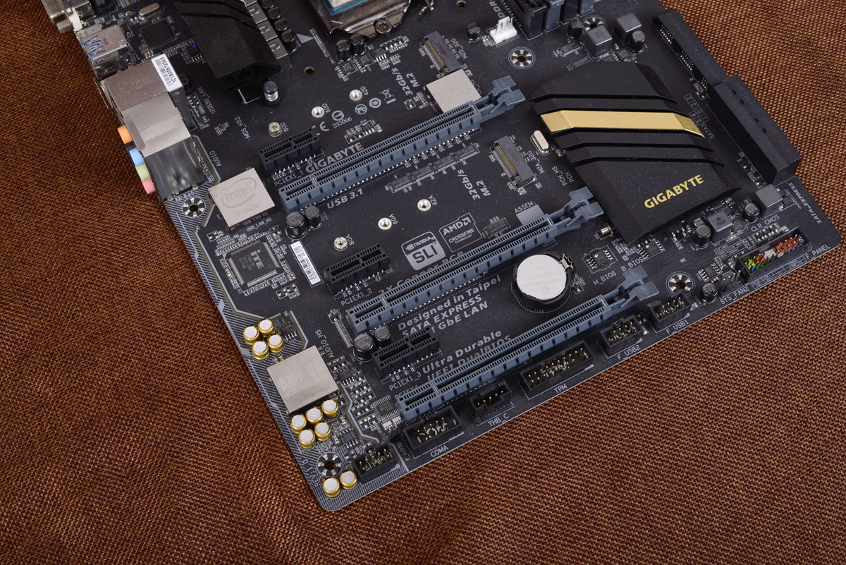 我是供电控,虽然我几乎不超频再来看看我的老爷机,i7 6700k,z170主板