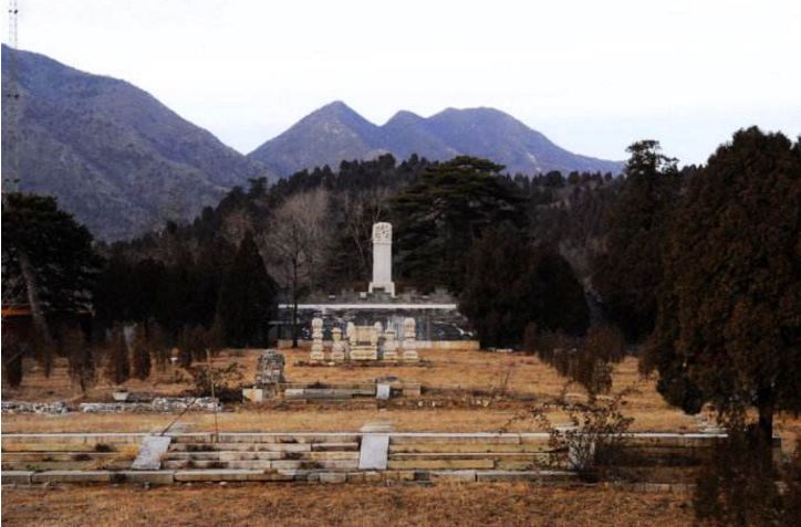 崇祯死后怎么安葬的?丧葬费仅233两,造出的陵墓见者落泪!