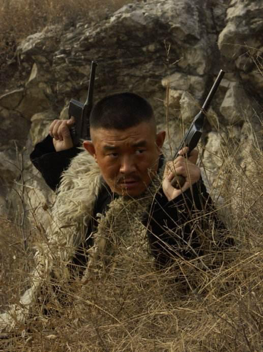 刘贵堂在当土匪之前,有一个"刘黑七"的称号,其幼年时家中贫困,稍微大