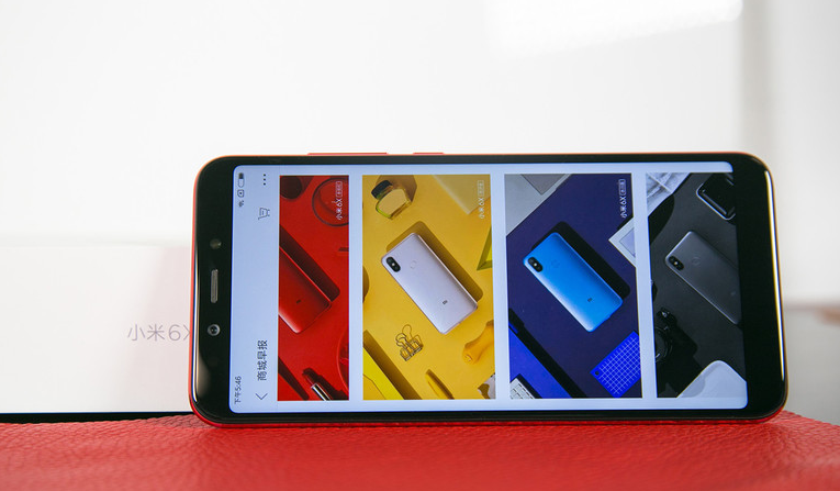 吴亦凡新宠小米6x拍人更美!__财经头条