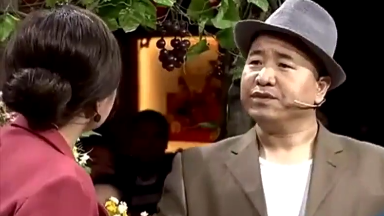 前浏览器不支持最新的video播放 00:00 08:38 08:38 为您推荐: 这小品