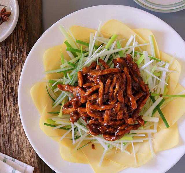 正宗京酱肉丝的做法