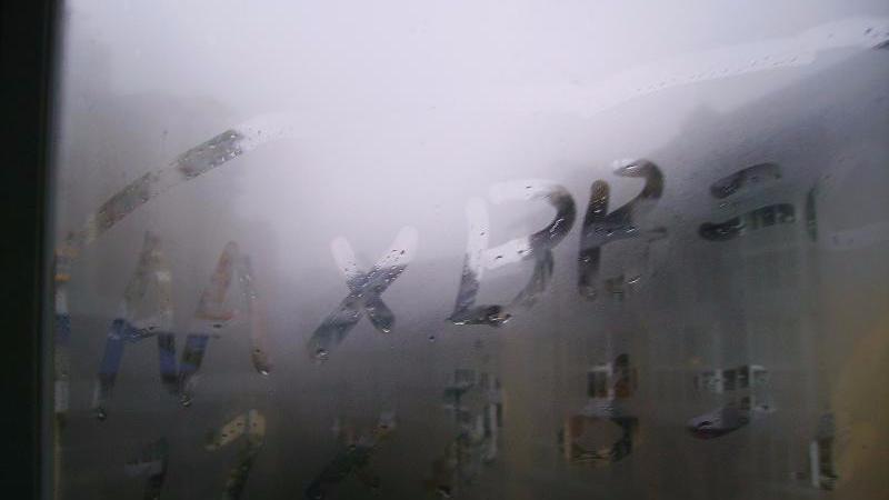 浴室镜子起雾太麻烦了,教你一招,让镜子不再起雾,太实用了.