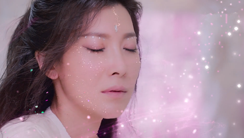 开播,杨紫"母亲"刚露脸就领盒饭,认得她的都暴露年纪|杨紫|香蜜|花神