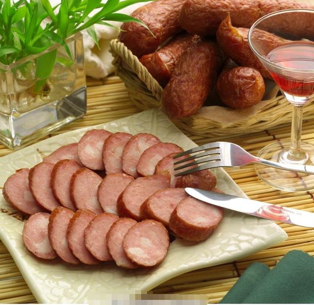 俄罗斯四大下酒菜,东北人一看高兴了,隔着屏幕都控制不住流口水