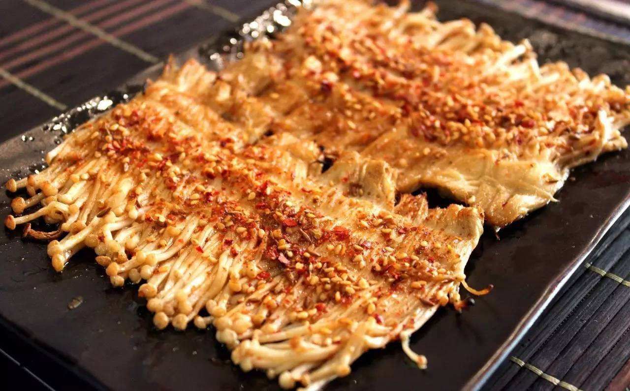 烧烤里最好吃的素菜是什么?网评前4名,第1名不太靠谱,您爱吃吗