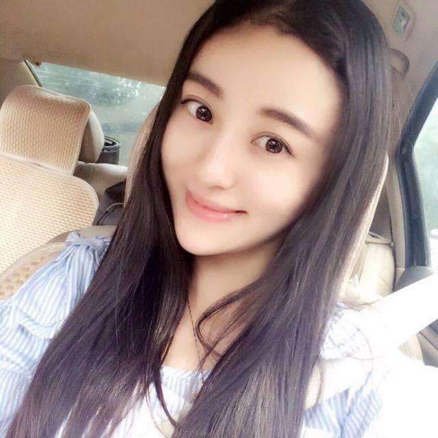 徐婷,这个名字对于很多人来说可能很陌生,她就是与米热,迪丽热巴