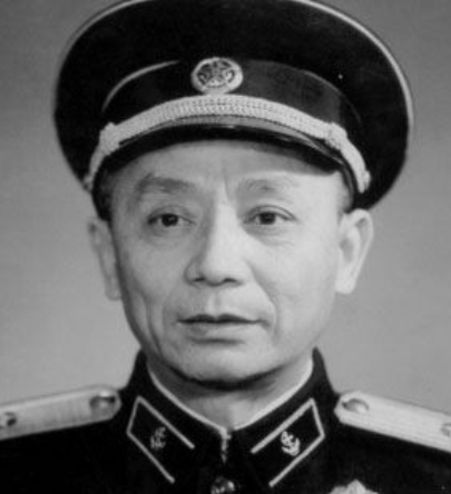 领导让他当官,这个开国少将死活不干,被逼上任后却救了空军司令