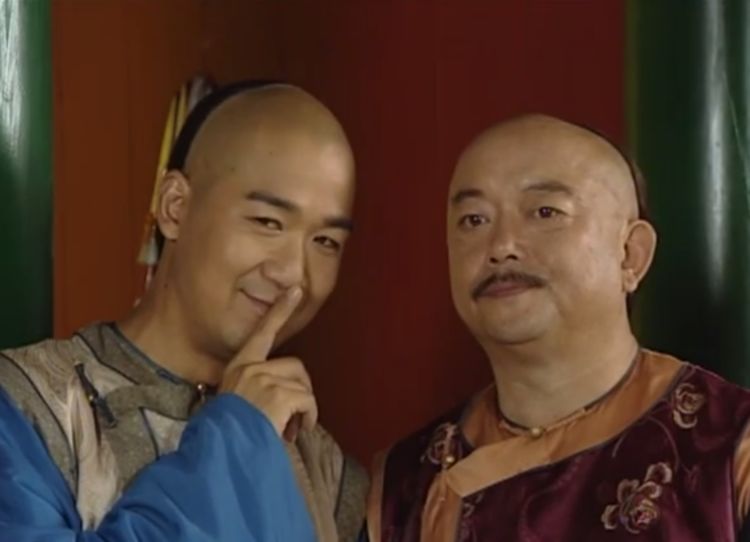 历史上真正的纪晓岚,没怼过和珅,还有一爱好一般人受不了