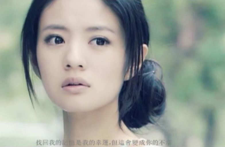 《斗鱼》台湾重映,14年后的安以轩真的把生活变成了实力派偶像剧