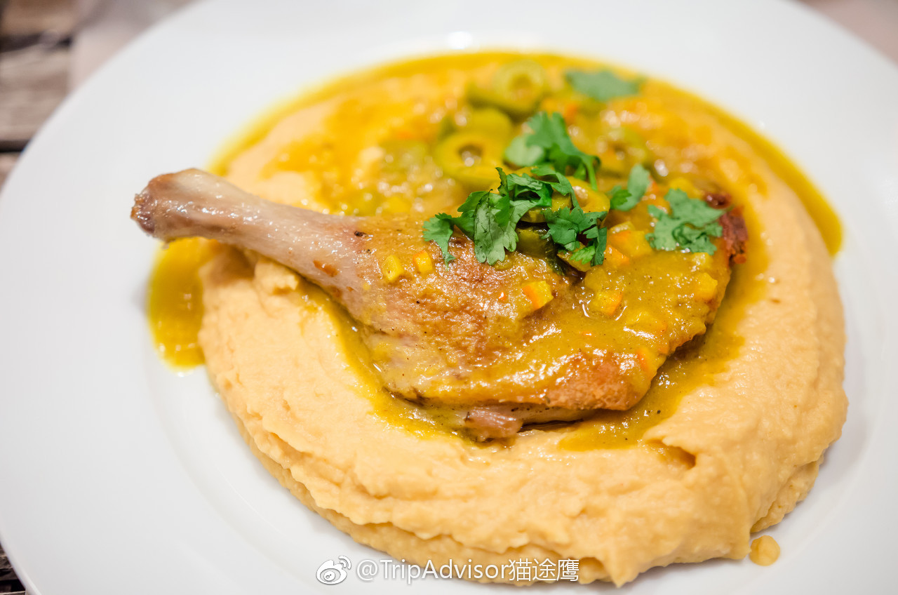 据说法国人对于鸭子的热爱,全在经典的油封鸭(duck confit)里