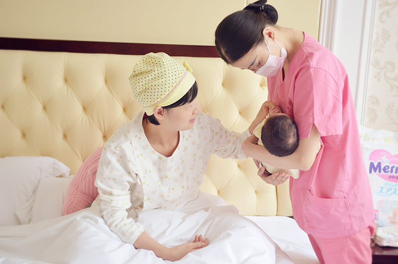 产后身体出现3个表现, 说明恢复差, 容易落下月子病