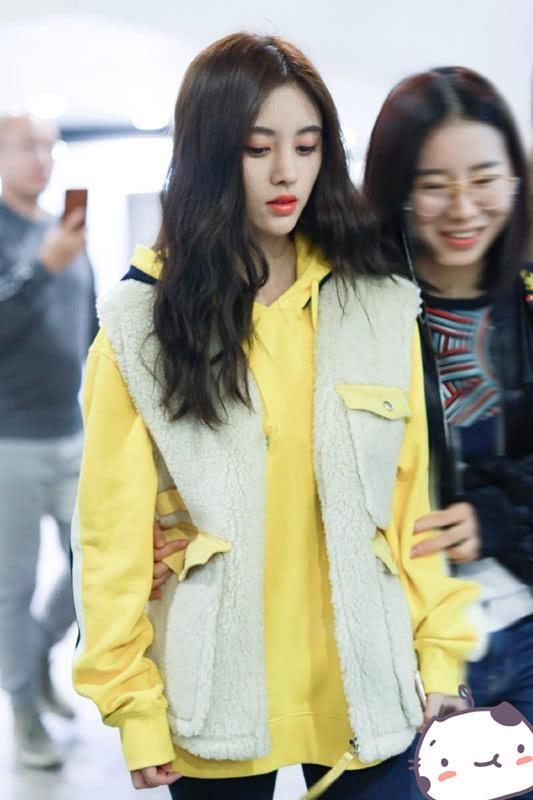 鞠婧祎|羊羔|卫衣_新浪新闻