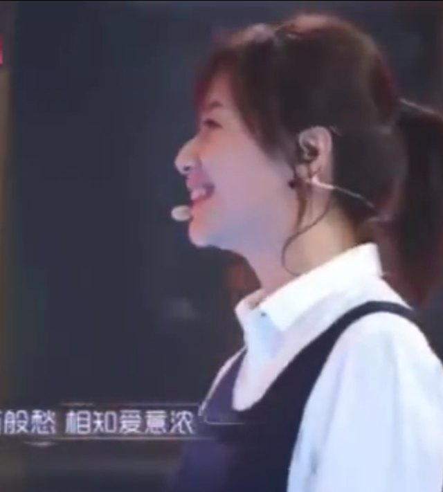 跨界歌王刘恺威 徐静蕾带来《相思风雨中》两