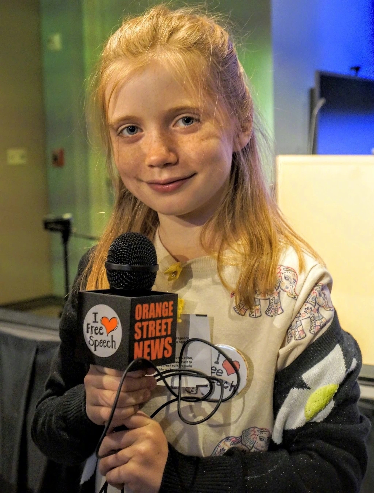 《佛罗里达乐园》小女主加盟apple平台新剧小女主布鲁克琳·普林斯凭