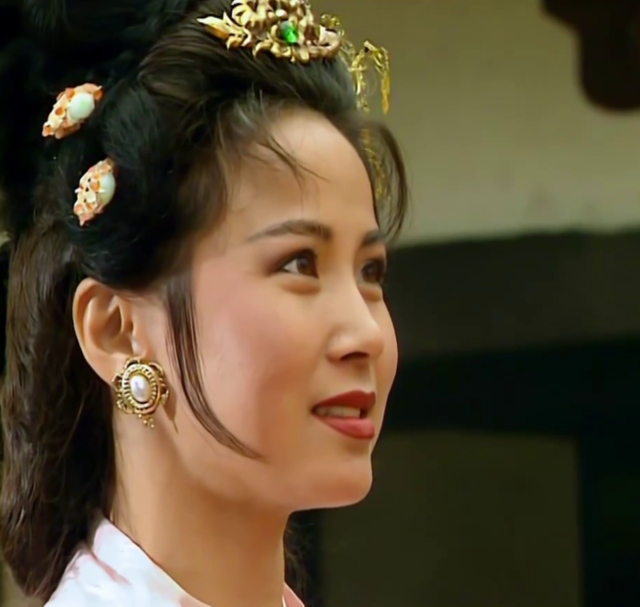 3/ 6赵越饰演《三国演义》中的孙夫人,她的美英姿