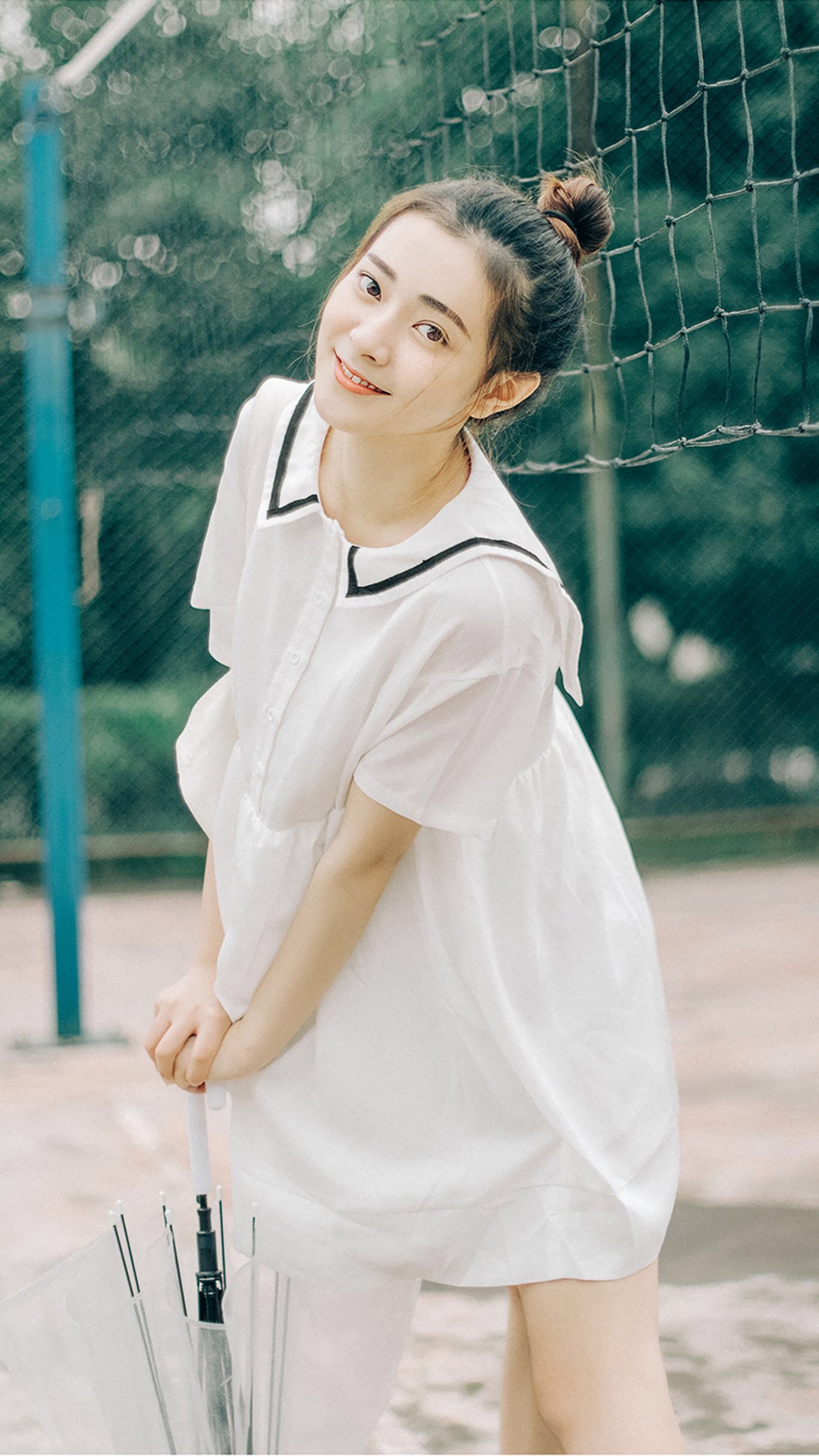 阳光正好小姐姐很美