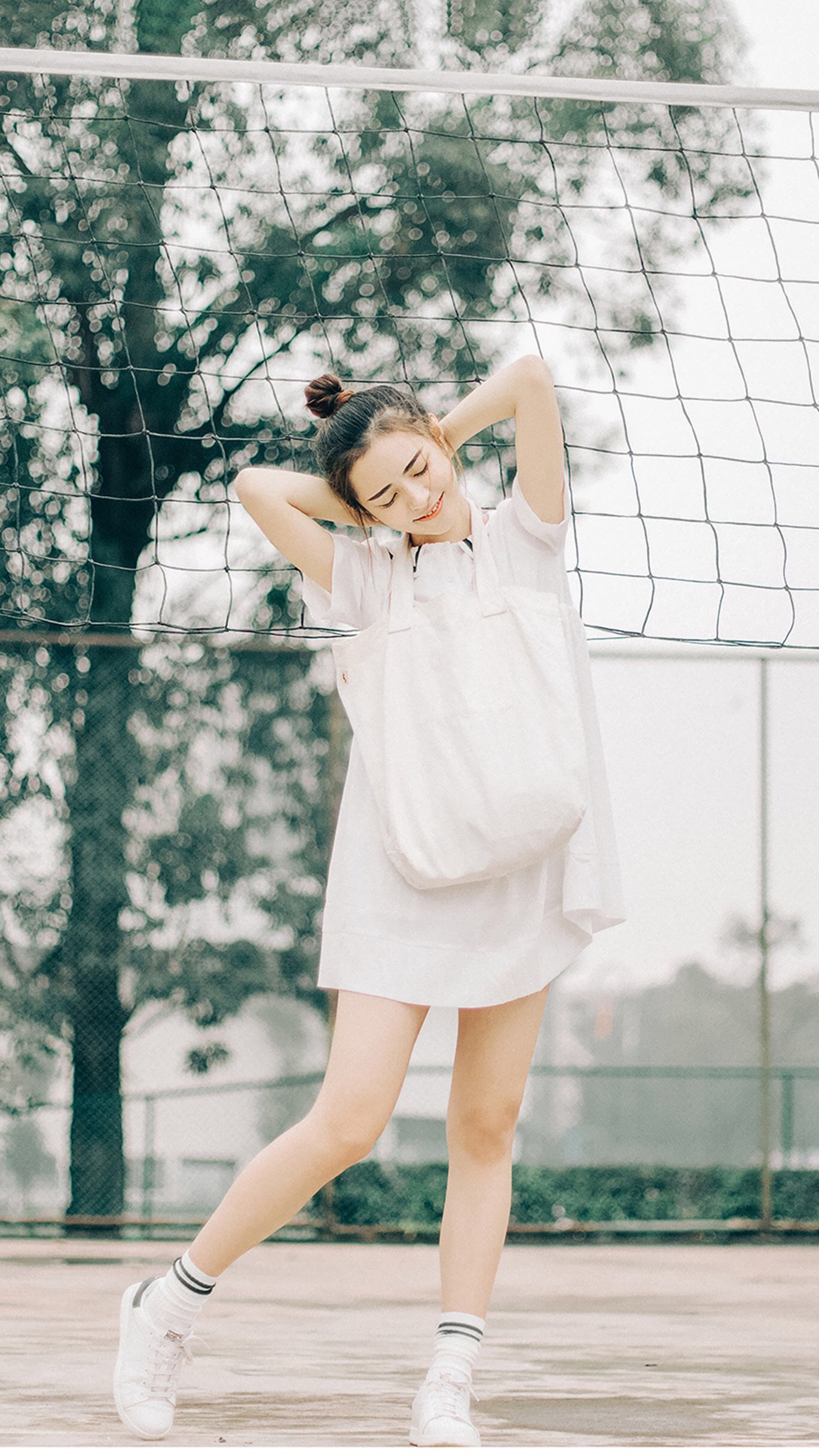 阳光正好小姐姐很美