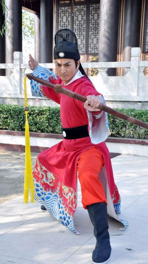 何家劲扮演展昭剧照