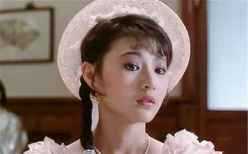 武打女星"李赛凤"变成老奶奶了