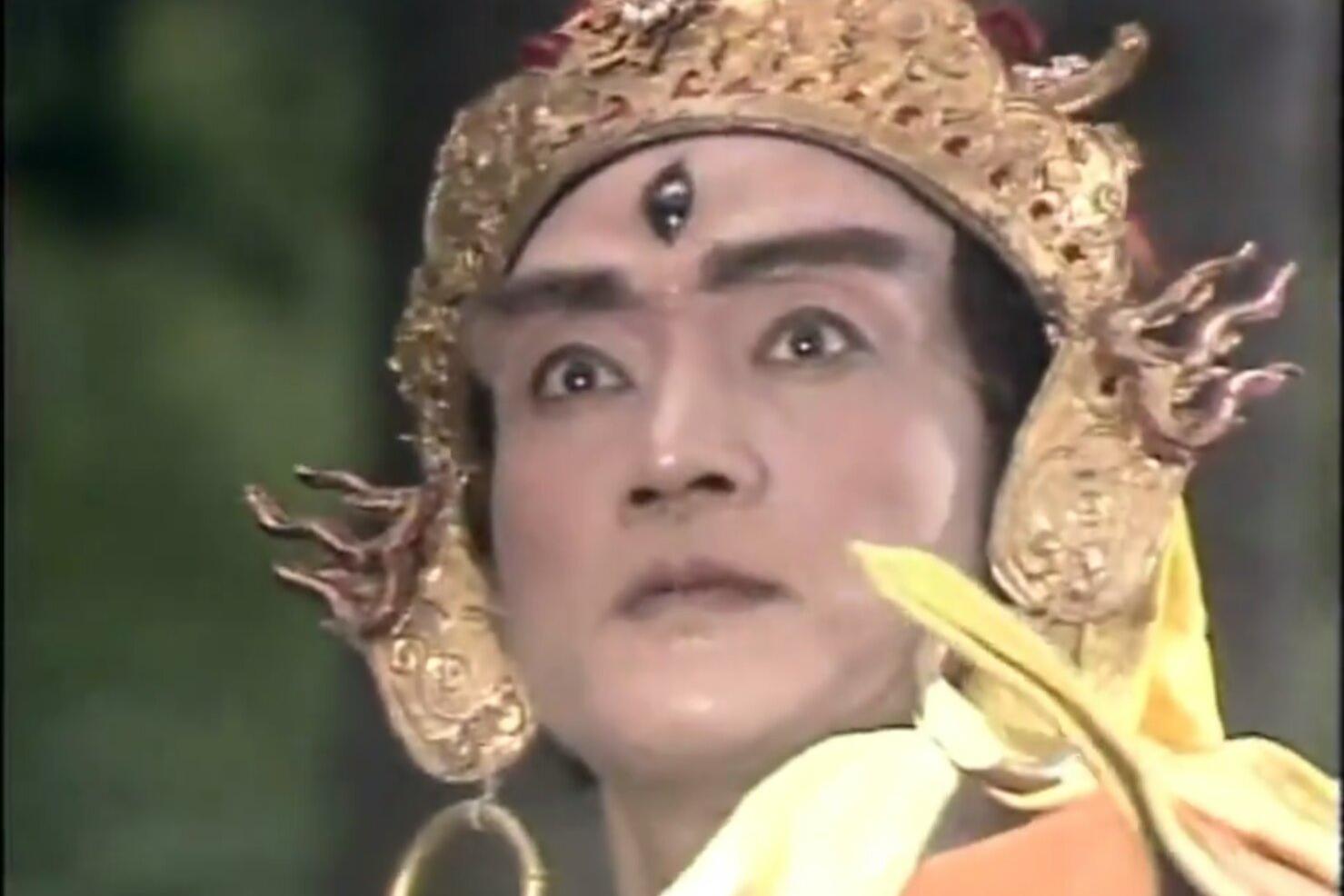 饰演二郎神的男星,焦恩俊显高贵,何炅最逗笑,最后一位是经典