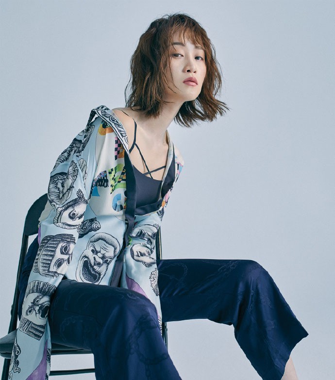 蓝盈莹最新高清时尚大片 短发女孩的时尚之路
