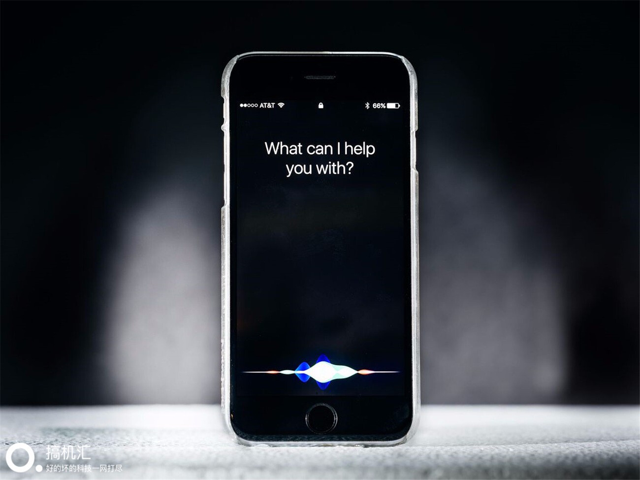 科技大事件:嘿siri!认识你的新老板,挖墙脚我只服苹果