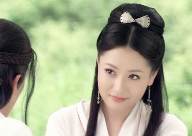 白冰《神话》六大最美造型,白衣长发美若仙子,猎装造型美翻了|白冰|猎装|造型_新浪新闻