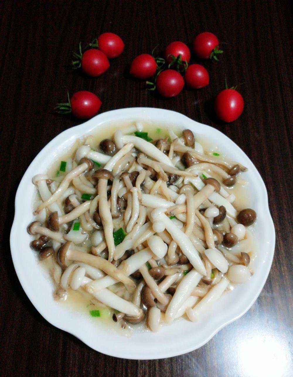 不要小看这盘菜: 清炒双菇, 不好看但是却很好吃