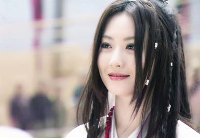 白冰《神话》六大最美造型,白衣长发美若仙子,猎装造型美翻了|白冰|猎装|造型_新浪新闻