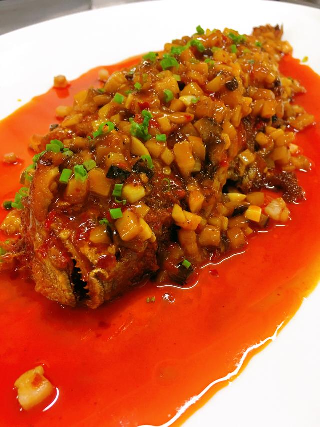 经典大菜"干烧黄鱼"喜欢的试试吧!