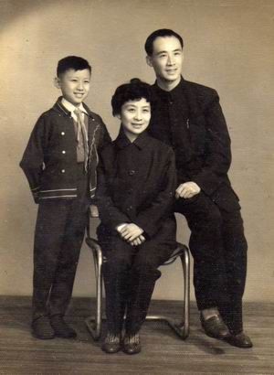 京剧言派传人言兴朋为什么要弃戏从商?他还可能重返京剧舞台吗?