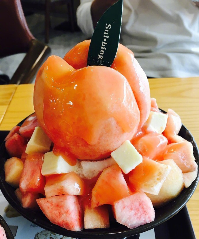 水蜜桃沙冰,真的很想吃了 :ins