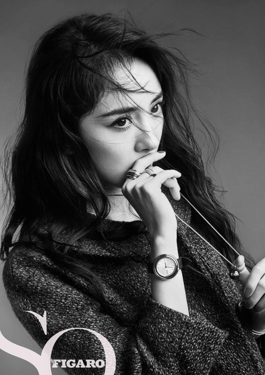 杨幂全新费加罗杂志大片出炉!经典黑白色调更显美貌逼人!