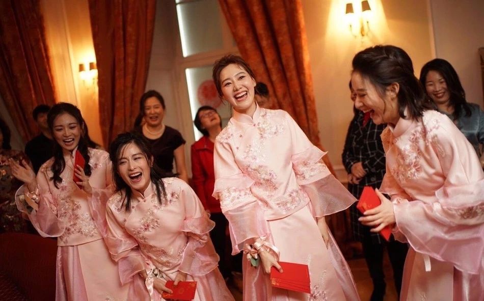 伴娘透露唐嫣婚礼第一次结婚罗晋很紧张胡歌以娘家人身份出现