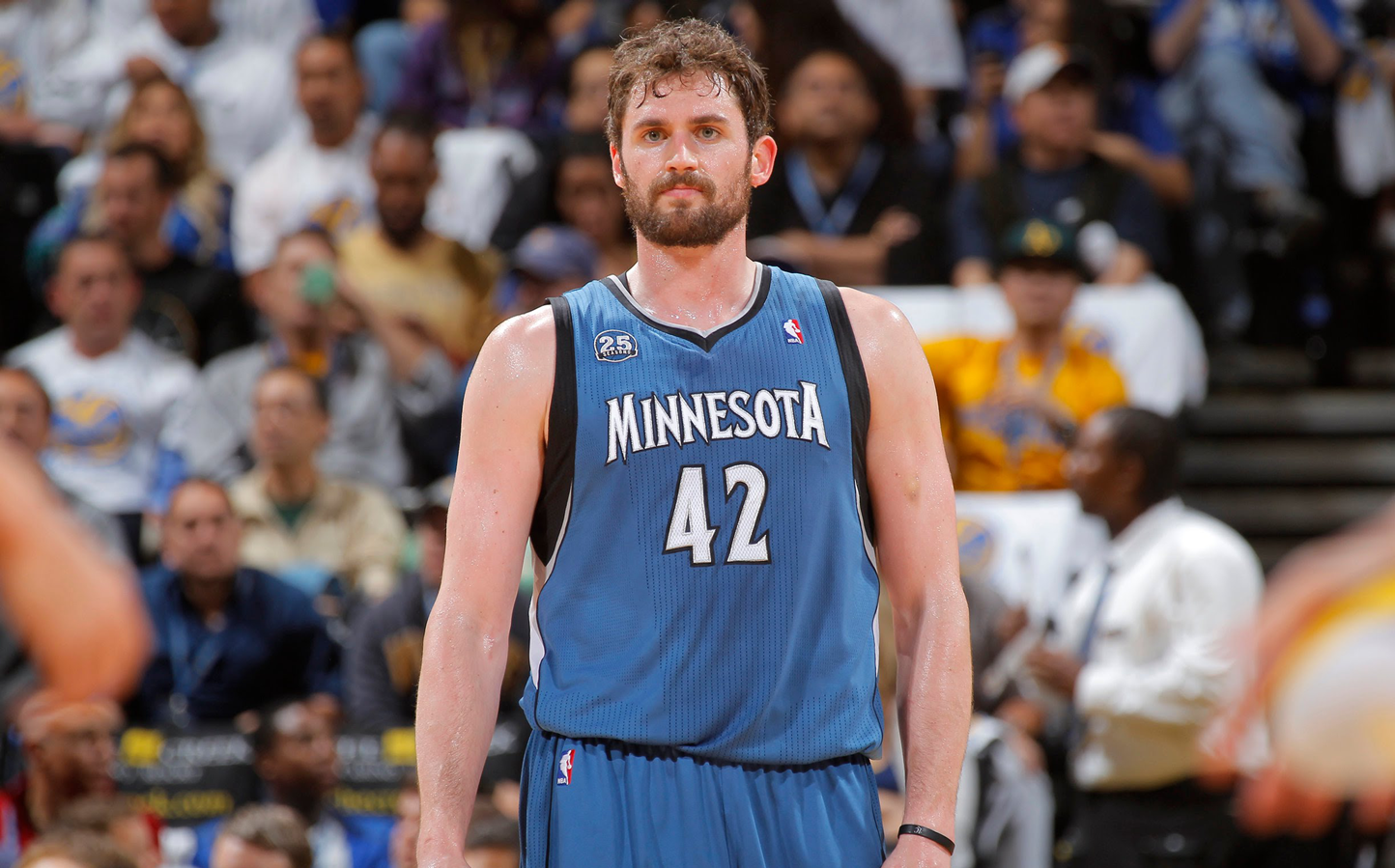 得分篮板样样在行,他是曾经的狼王,乐福能做的绝不仅仅是背锅!