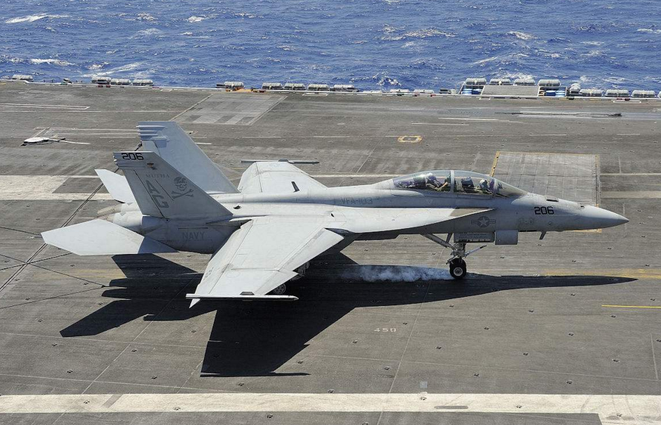 为了800公里外拦截轰6k美军如此升级f18战斗机配备