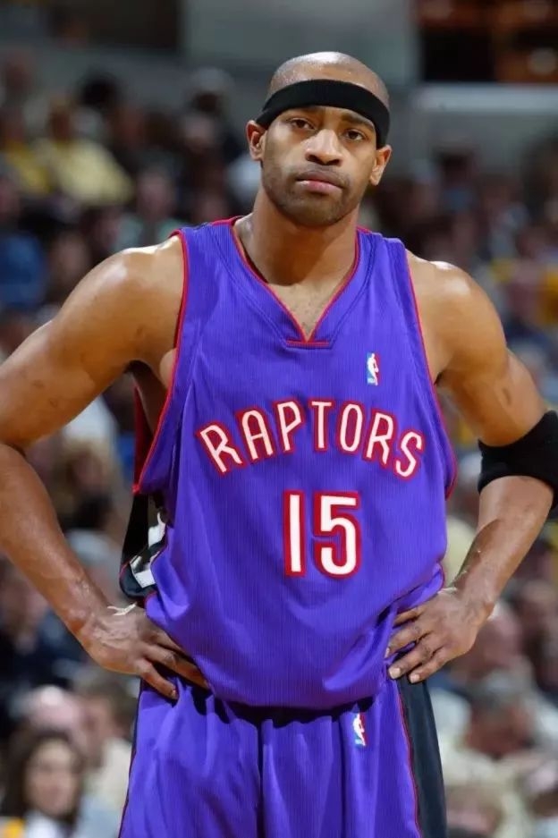 当年卡特做了什么,让猛龙球迷如此讨厌他?