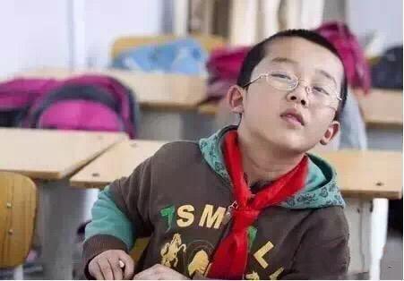 怎么知道小孩眼睛是否有散光告诉你判断的方法