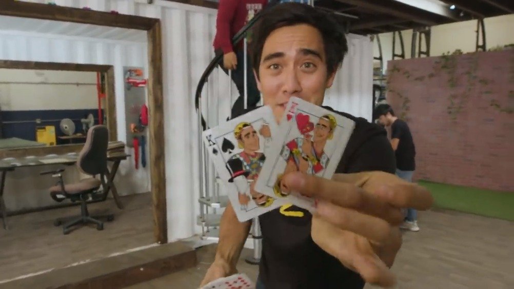 每次看到男巫zach king的视频,你都想会发出什么感叹