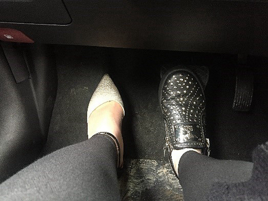 脱鞋也要试的车 艾瑞泽ex成都试驾体验