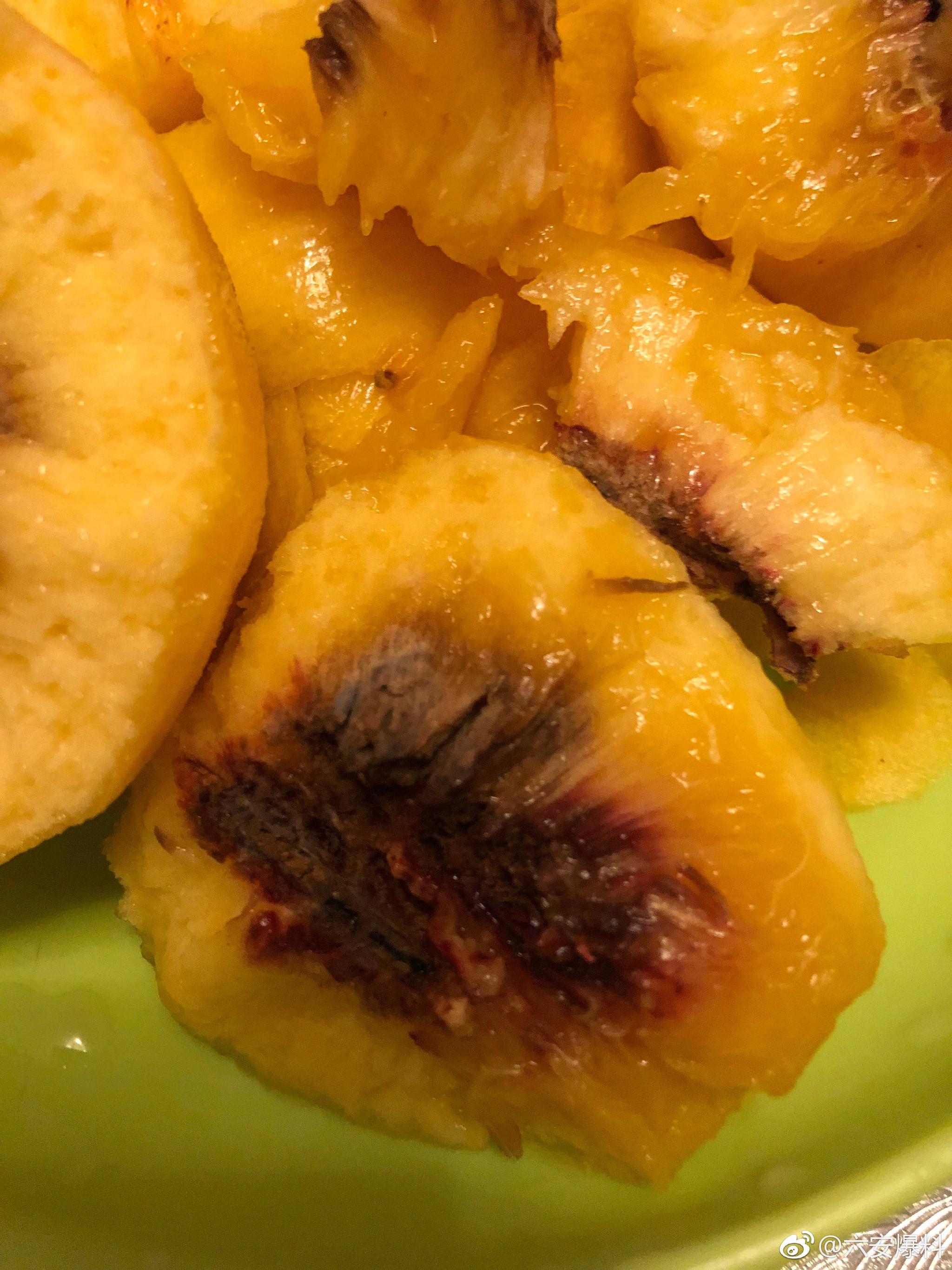 网友@为你祝福913 爆料:六安绿蓝子卖的黄桃.