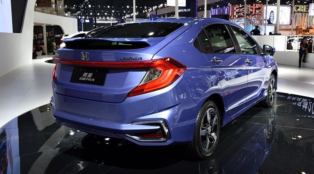本田这下亲民了!新车比吉利帝豪还帅,价格爆出,谁还买哈弗汉兰达