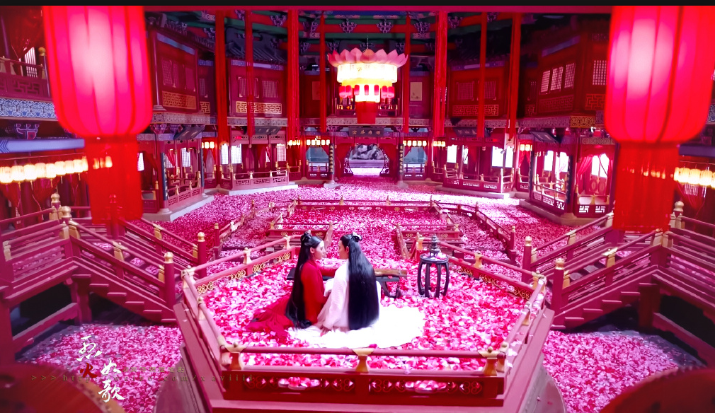 烈火如歌完美收官 如歌和银雪品花楼重逢幸福的生活