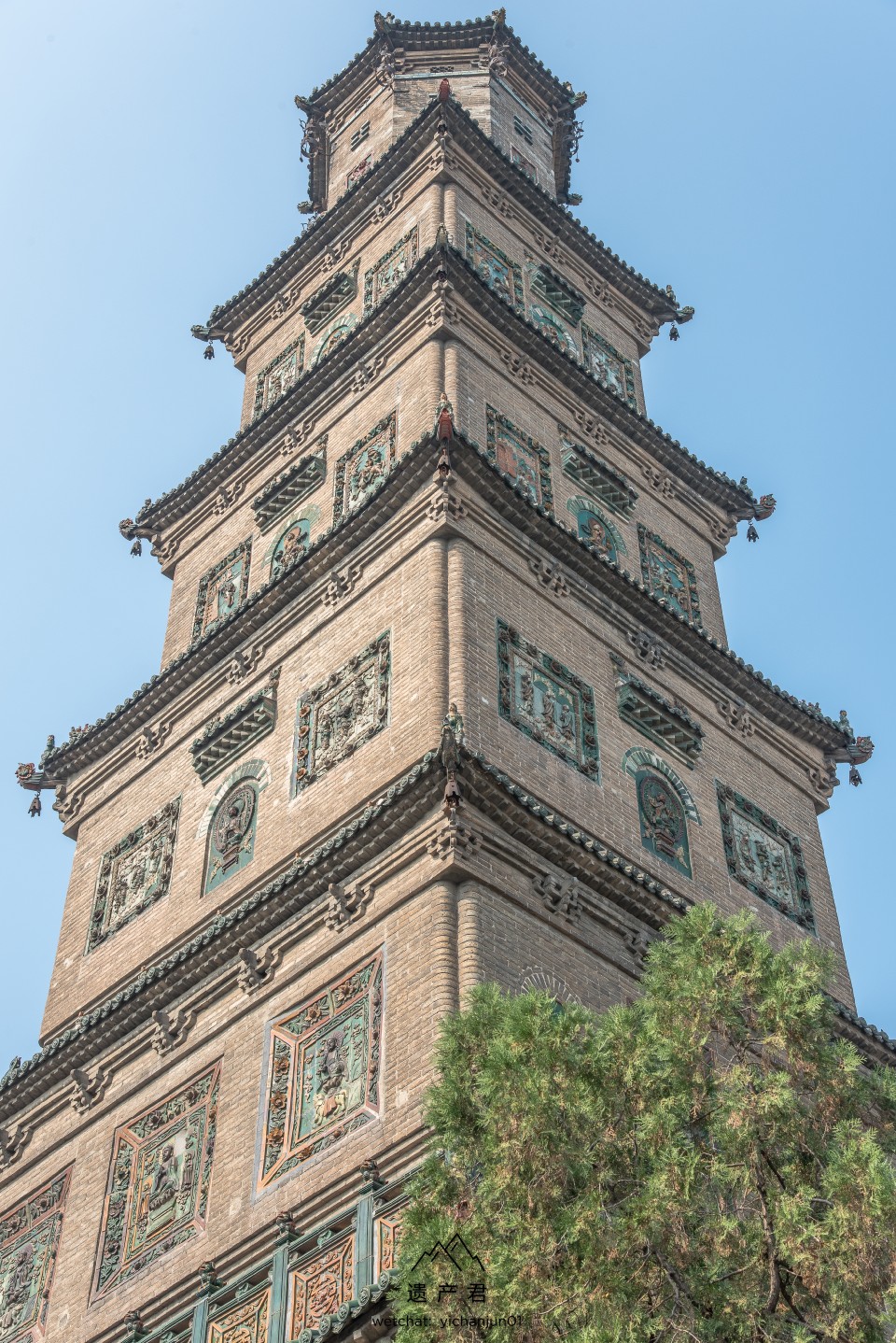 山西临汾大云寺琉璃宝塔