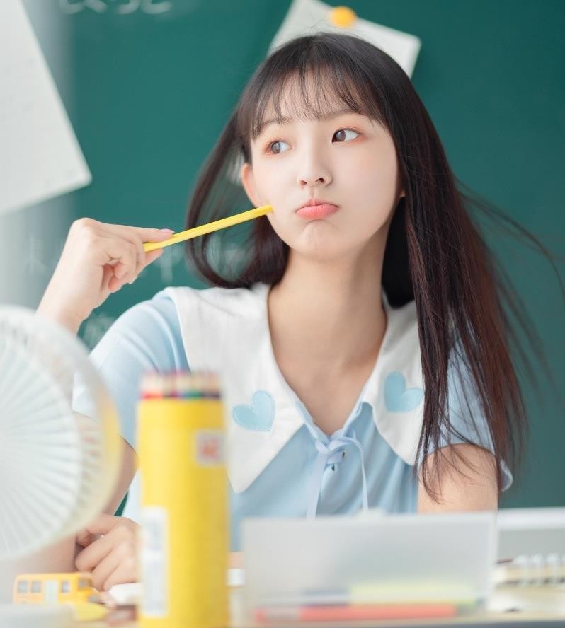 班花恋爱故事大全 校园感情问题全解析