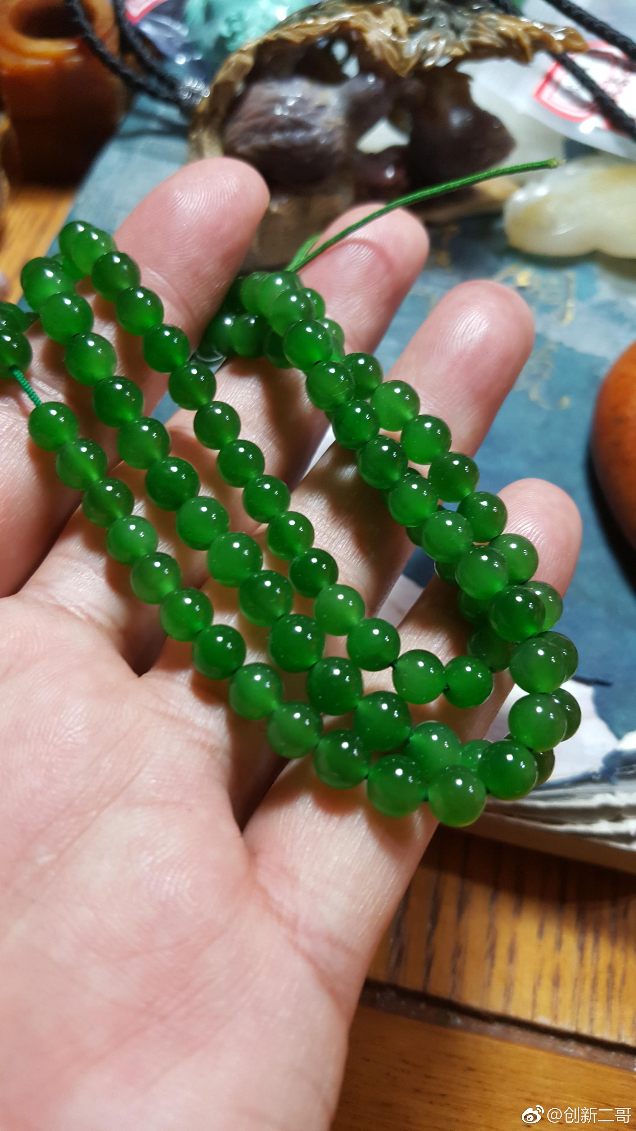 冰底俄罗斯碧玉,够冰够纯够绿,漂亮.雅赏.